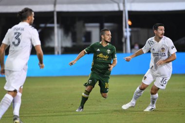 Los Angeles Galaksisi, 14 Temmuz 2020 'de Orlando Florida ABD' deki ESPN Vahşi Spor Dünyası 'nda düzenlenen MLS Sırt Turnuvası sırasında Portland Timbers ile karşı karşıya geldi. 