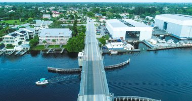 4 Ağustos 2017 'de Florida' daki Güzel Clearwater Sahili 'nin hava görüntüsü..