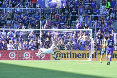 Orlando City 29 Nisan 2017 'de Orlando, Florida' daki Orlando City Stadyumu 'nda Colorado Rapids' e ev sahipliği yaptı.)