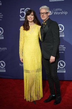 15 Ekim 2019 'da Nashville, Tennessee' deki Linbscome Üniversitesi 'nde verilen 50. GMA Dove Ödülleri sırasında kırmızı halı. 