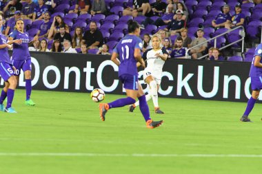 Orlando Pride, 23 Mayıs 2018 'de Orlando Florida' daki Exploria Stadyumu 'nda Kuzey Carolina Cesareti' ne ev sahipliği yapmaktadır..  