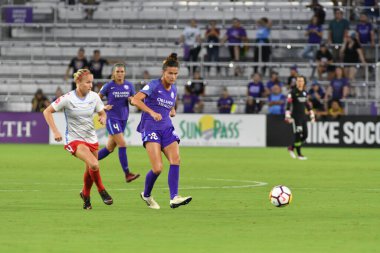 Orland Pride, 25 Ağustos 2018 'de Orlando Florida' daki Exploria Stadyumu 'nda Chicago Red Stars' a ev sahipliği yapıyor..  