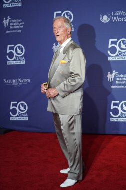 15 Ekim 2019 'da Nashville, Tennessee' deki Linbscome Üniversitesi 'nde verilen 50. GMA Dove Ödülleri sırasında kırmızı halı.