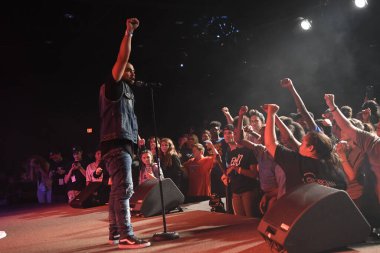 Crossover Kilisesi, 6 Ekim 2018 'de Tampa Florida' daki Crossover Kilisesi 'nde iki yıllık lezzet festivaline ev sahipliği yapıyor..  