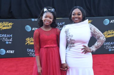 Kırmızı Halı Fotoğrafları 29 Mart 2019 Cumartesi günü Las Vegas 'taki Orleans Resort' ta düzenlenen 34. Yıldız Ödülleri sırasında çekildi.