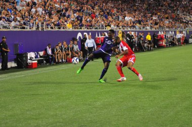 Orlando City SC, 8 Mayıs 2015 'te Florida' daki Kamp Dünyası Stadyumu 'nda Los Angeles Galaksisi' ne ev sahipliği yaptı.. 