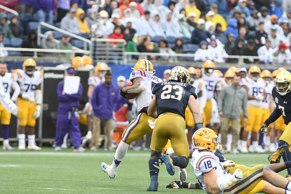 Notre Dame Tvář Lsu Během Citrus Bowl Stadionu Camping World — Stock fotografie