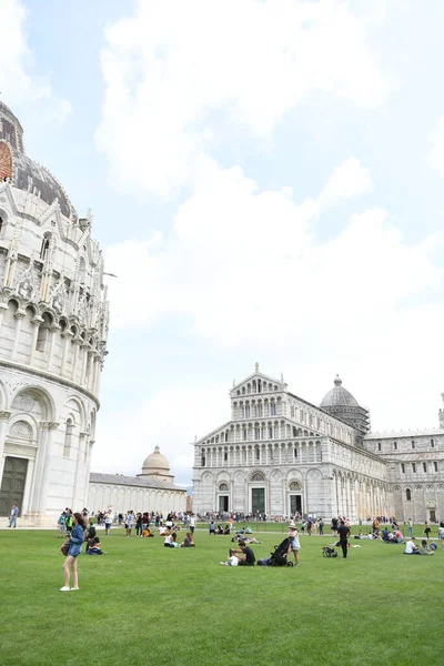 Talya Turistik Bir Yer Pisa Nın Eğimli Kulesi — Stok fotoğraf