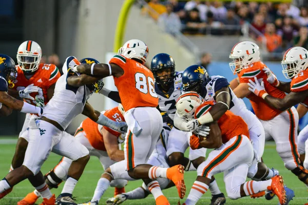 West Virginia Mountaineers Möter Miami Hurricanes 71St Russell Bowl Camping — Stockfoto