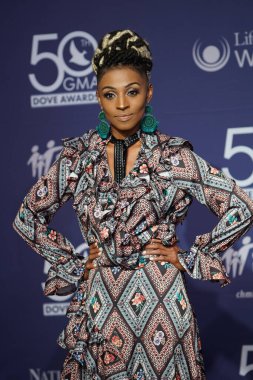 15 Ekim 2019 'da Nashville, Tennessee' deki Linbscome Üniversitesi 'nde verilen 50. GMA Dove Ödülleri sırasında kırmızı halı. 