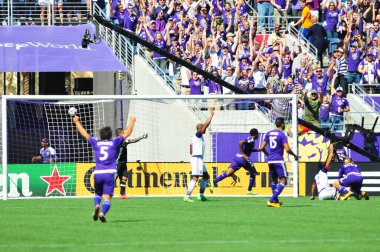 Orlando City SC, 6 Mart 2016 tarihinde Orlando Florida 'daki Citrus Bowl' da Real Salt Lake 'e ev sahipliği yaptı..