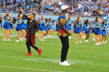 Kuzey Carolina 29 Aralık 2015 tarihinde Orlando Florida 'daki Kamp Dünya Stadyumu' nda oynanan Russell Atletizm Kupası 'nda Baylor ile karşılaşacak..