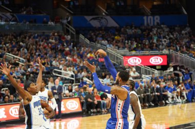 Orlando Magic 13 Ekim 2019 'da Florida, Orlando' daki Amway Center 'da Philadelphia 76ers' a ev sahipliği yaptı..