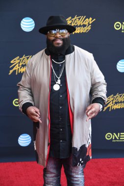 24 Mart 2018 Cumartesi günü Las Vegas 'taki Orleans Resort' ta düzenlenen 33. Yıldız Ödülleri Kırmızı Halı sırasında ünlüler.