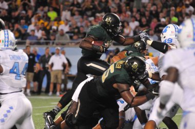 Kuzey Carolina 29 Aralık 2015 tarihinde Orlando Florida 'daki Kamp Dünya Stadyumu' nda oynanan Russell Atletizm Kupası 'nda Baylor ile karşılaşacak.. 