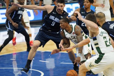 Orlando Magic, Orlando, Florida, ABD 'deki Amway Center' da Milwaukee Bucks 'a ev sahipliği yapıyor. 1 Kasım 2019.  