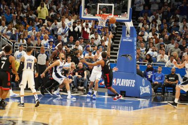 Orlando Magic 19 Nisan 2019 Cuma günü Orlando Florida 'daki Amway Arena' daki NBA Playoff 1 'de Toronto Rapçileri' ne ev sahipliği yapıyor.