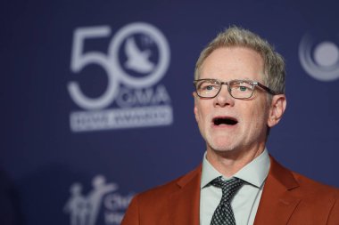 15 Ekim 2019 'da Nashville, Tennessee' deki Linbscome Üniversitesi 'nde verilen 50. GMA Dove Ödülleri sırasında kırmızı halı. 