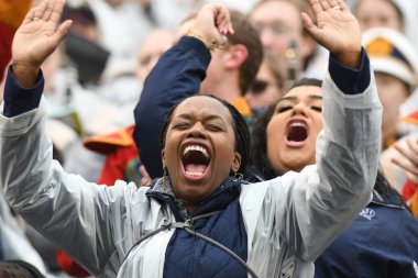 Notre Dame, 1 Ocak 2018 'de Orlando Florida' daki Dünya Kampı Stadyumu 'nda oynanan Citrus Bowl sırasında LSU ile karşılaşacak.