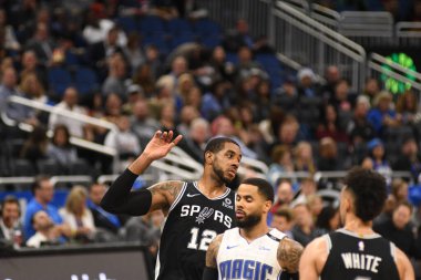 Orlando Magic, 19 Aralık 2018 tarihinde Orlando Florida 'daki Amway Center' da San Antonio Spurs 'a ev sahipliği yapmaktadır.. 