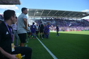Orlando City 29 Nisan 2017 'de Orlando, Florida' daki Orlando City Stadyumu 'nda Colorado Rapids' e ev sahipliği yaptı.) 