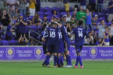 Orlando City 27 Eylül 2017 'de Orlando City Stadyumu' nda New England Devrimi 'ne ev sahipliği yaptı..  