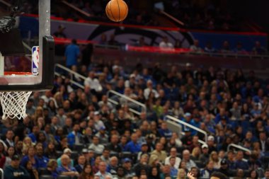 Orlando Magic, Philadelphia 76ers 'ı 13 Kasım 2019 Çarşamba günü Amway Center' da ağırlamaktadır. Fotoğraf: Marty Jean-Louis