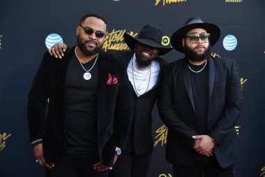 24 Mart 2018 Cumartesi günü Las Vegas 'taki Orleans Resort' ta düzenlenen 33. Yıldız Ödülleri Kırmızı Halı sırasında ünlüler.