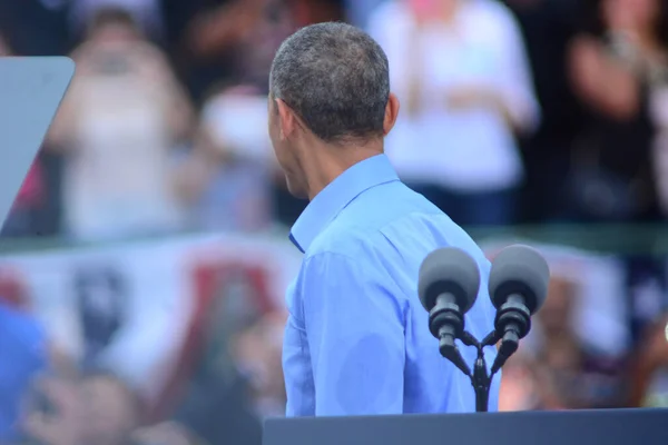 Prezident Barack Obama Vystoupí Shromáždění Kampaně Stadionu Osceola Heritage Park — Stock fotografie