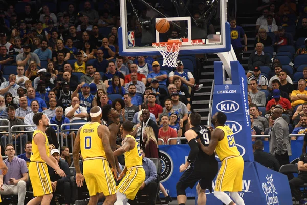 Orlando Magic Hostí Zlaté Státní Bojovníky Amway Center Orlandu Floridě — Stock fotografie