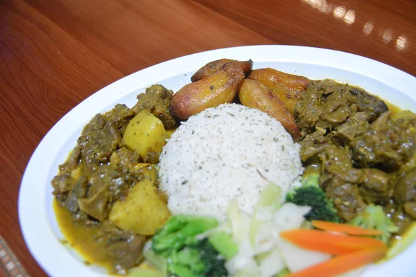 Hermoso Plato Deliciosa Comida Caribeña —  Fotos de Stock