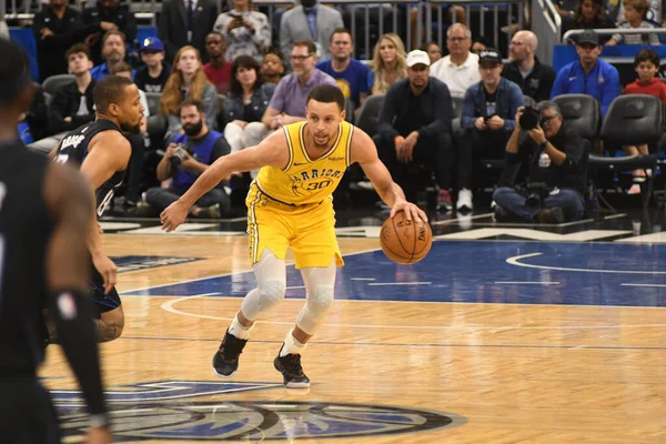 Orlando Magic Hostí Zlaté Státní Bojovníky Amway Center Orlandu Floridě — Stock fotografie