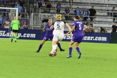 Orlando Pride, 23 Mayıs 2018 'de Orlando Florida' daki Exploria Stadyumu 'nda Kuzey Carolina Cesareti' ne ev sahipliği yapmaktadır..  