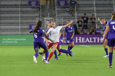 Orland Pride, 25 Ağustos 2018 'de Orlando Florida' daki Exploria Stadyumu 'nda Chicago Red Stars' a ev sahipliği yapıyor..  