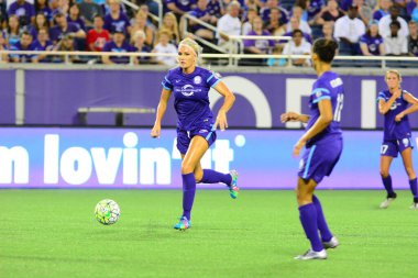 Orlando Pride 26 Ağustos 2016 'da Orlando Florida' daki Camp World Stadyumu 'nda Washington Spirit' e ev sahipliği yaptı..  