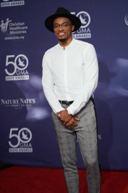 15 Ekim 2019 'da Nashville, Tennessee' deki Linbscome Üniversitesi 'nde verilen 50. GMA Dove Ödülleri sırasında kırmızı halı. 