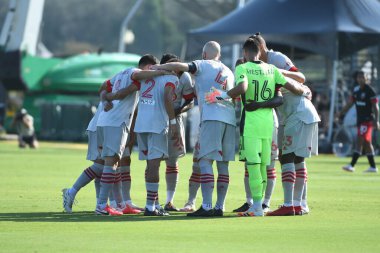 Toronto FC, 13 Temmuz 2020 tarihinde Orlando Florida 'da düzenlenen ESPN Wild World of Sports' ta düzenlenen MLS Back Tournament sırasında D.C. United ile karşı karşıya geldi..  