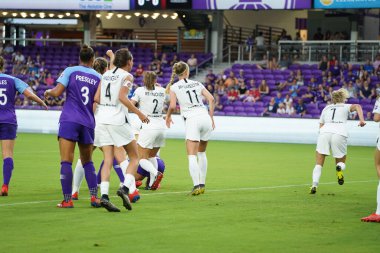 Foto Prides, 11 Mayıs 2019 Cumartesi günü Orlando City Stadyumu 'nda Portland Thorns FC' ye ev sahipliği yapıyor..