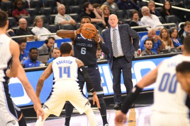 Orlando Magic 10 Ekim 2018 tarihinde Orlando Florda 'daki Amway Center' da Memphis Grizzilies 'e ev sahipliği yaptı..  