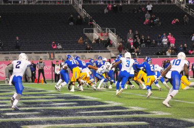 Georgia State, 19 Aralık 2015 tarihinde Orlando Florida 'daki Camp World Stadyumu' nda oynanan Cure Bowl maçında San Jose State ile karşılaşacak..