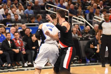 Orlando Magic 25 Ekim 2018 'de Orlando Florida' daki Amway Center 'da Portland Trail Blazers' ı sunar.. 