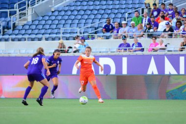 Orlando Pride sunucusu Houston Dash 23 Haziran 2016 'da Orlando Florida' daki Dünya Kampı Stadyumu 'nda..