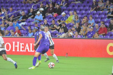 Orlando Pride 12 Ağustos 2017 'de Orlando City Stadyumu' nda New Jersey Sky Blue FC 'ye ev sahipliği yapmaktadır..  