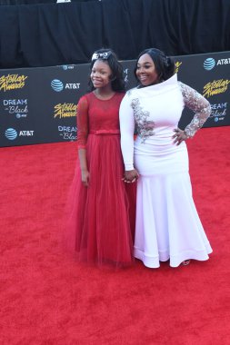 Kırmızı Halı Fotoğrafları 29 Mart 2019 Cumartesi günü Las Vegas 'taki Orleans Resort' ta düzenlenen 34. Yıldız Ödülleri sırasında çekildi.