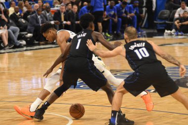 Orlando Magic, 19 Ocak 2019 Cumartesi günü Orlando Florida 'daki Amway Arena' da Milwaukee Doları 'na ev sahipliği yapıyor..