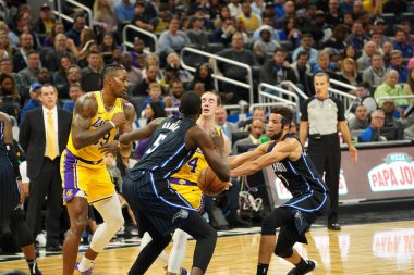 Orlando Magic 11 Aralık 2019 Çarşamba günü Orlando Forida 'daki Amway Center' da Los Angeles Lakers 'a ev sahipliği yaptı..  