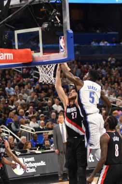 Orlando Magic 25 Ekim 2018 'de Orlando Florida' daki Amway Center 'da Portland Trail Blazers' ı sunar.. 