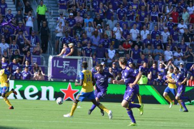 Orlando City 29 Nisan 2017 'de Orlando, Florida' daki Orlando City Stadyumu 'nda Colorado Rapids' e ev sahipliği yaptı.) 