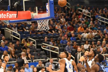 Orlando Magic 10 Ekim 2018 tarihinde Orlando Florda 'daki Amway Center' da Memphis Grizzilies 'e ev sahipliği yaptı..  