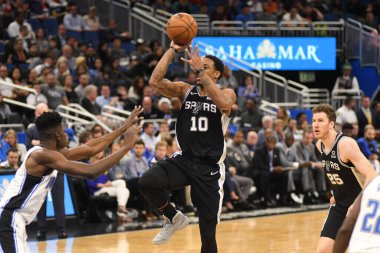 Orlando Magic, 19 Aralık 2018 tarihinde Orlando Florida 'daki Amway Center' da San Antonio Spurs 'a ev sahipliği yapmaktadır.. 